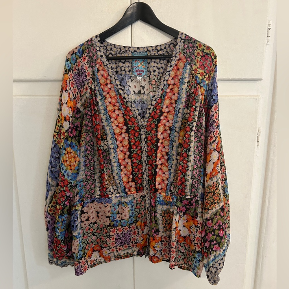 Johnny Was Multicolor Floral Patchwork V-Neck Tunic - Picture 2 of 6